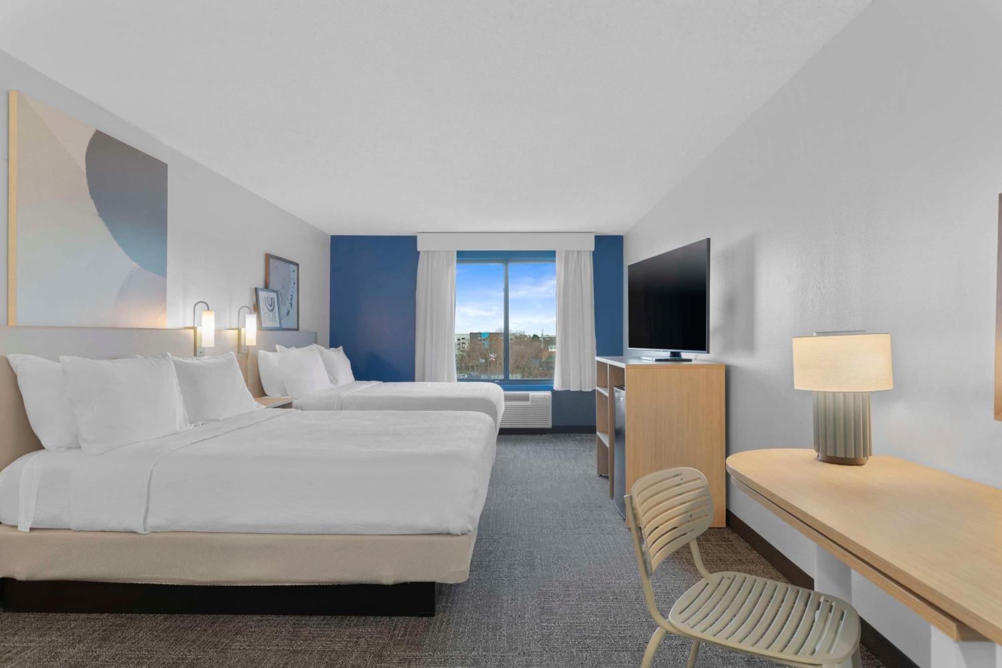 Spark By Hilton Greensboro Exterior photo