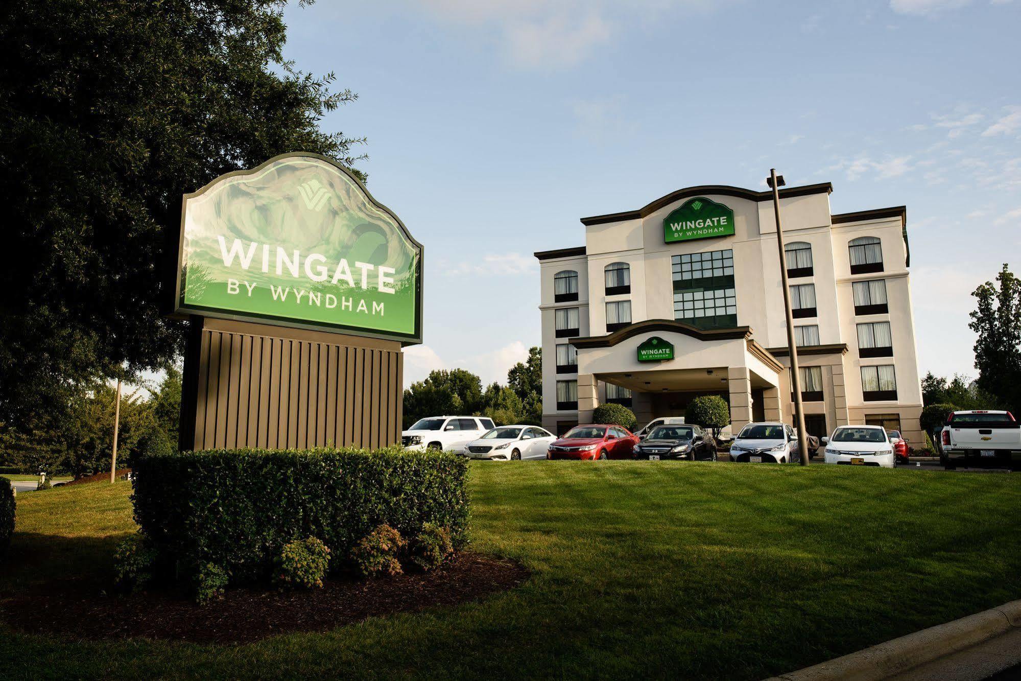 Spark By Hilton Greensboro Exterior photo